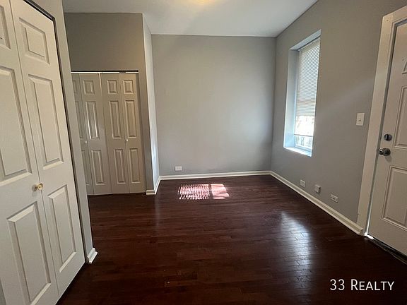 4th image of 1402 N Greenview Ave APT 1R