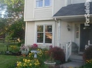 1230 Shaker Dr, Maumee, OH 43537