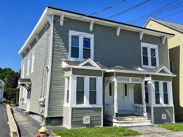 70-72 Center St APT 72A, Amsterdam, NY 12010