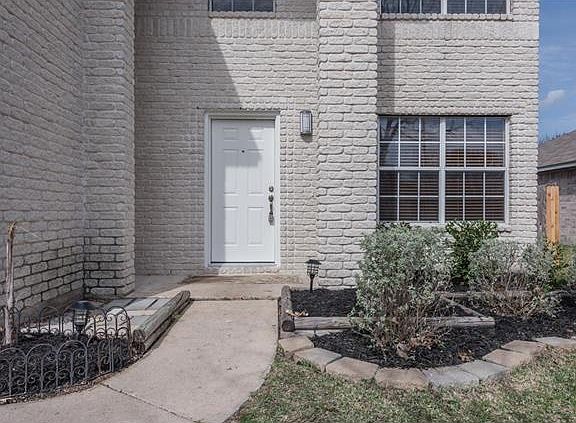 2nd image of 311 Ashbury Dr