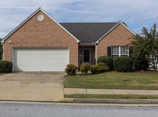 748 Jacoby Dr, Loganville, GA 30052