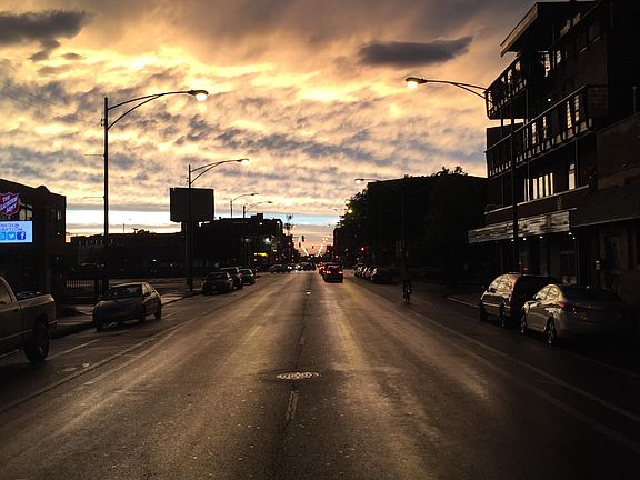 Sunset on Clybourn