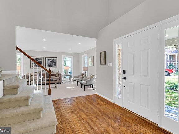 2nd image of 8101 Overlake Ct
