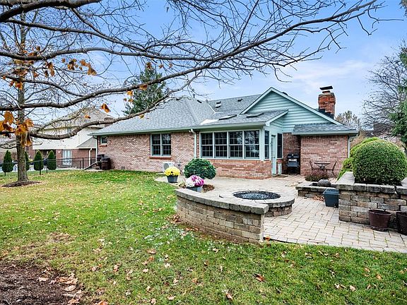 4th image of 10322 Forest Creek Dr