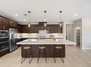 2966 Hayloft Pl, Escondido, CA 92029