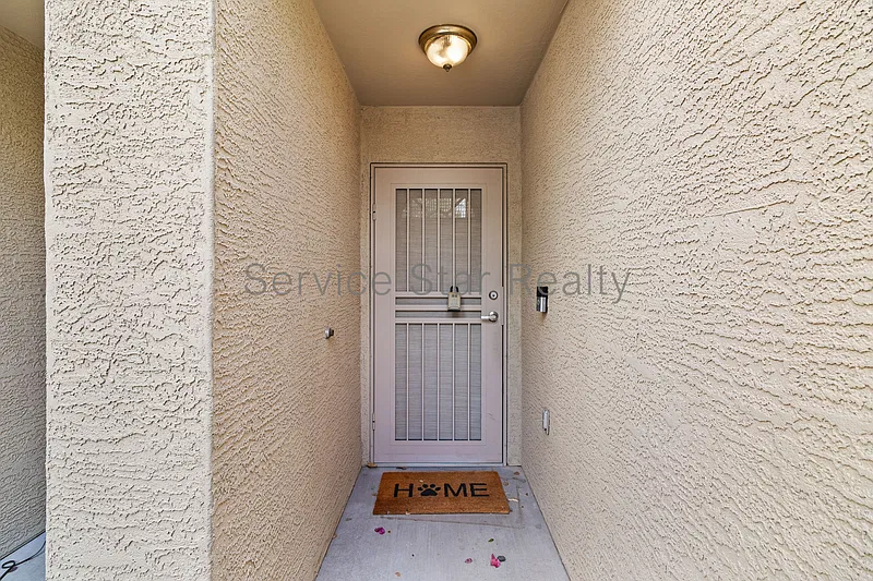 3 bed, 2.5 bath, 1500 sqft, $2,399 — Photo 3