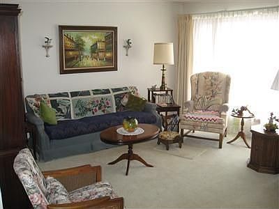 2nd image of 4574 Memphis Villas S