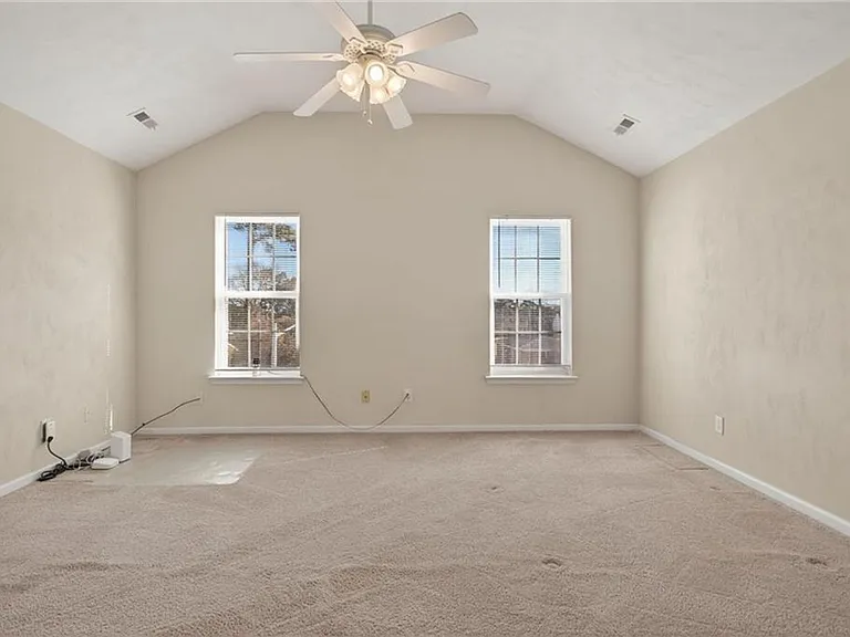 8125 Redmon Rd #B — Photo 14