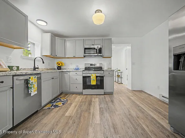 54 S Ranney St, Craig, CO 81625