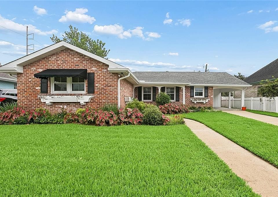 1st image of 3541 Ridgeway Dr