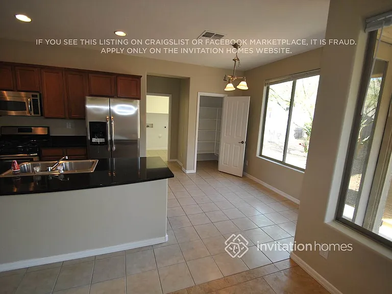 29357 N 67th Dr — Photo 5