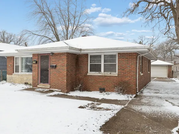 124 N State St, Glenwood, IL 60425