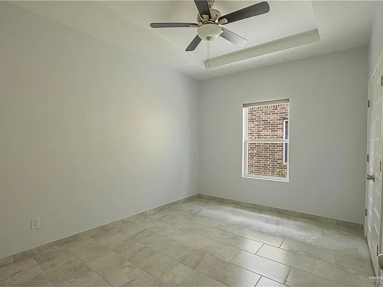 907 Hidden Hills St #1 — Photo 6