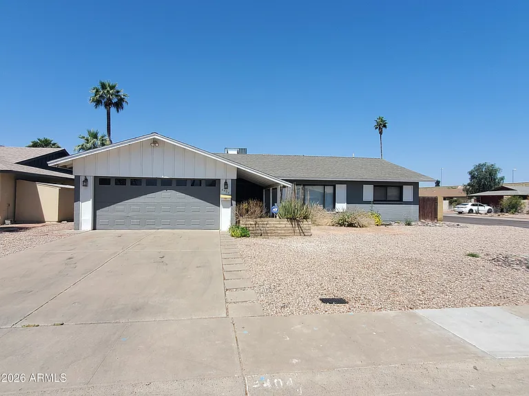 4404 S Rita Ln — Photo 1