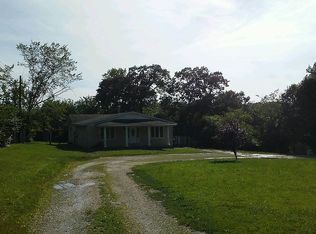 1312 Parkway Dr, Saint Clair, MO 63077