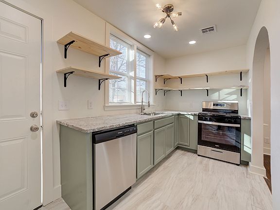 5th image of 1133 S Allegheny Ave #2
