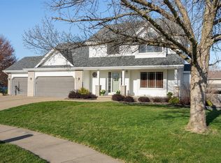365 Williamson Ct, Pleasant Hill, IA 50327