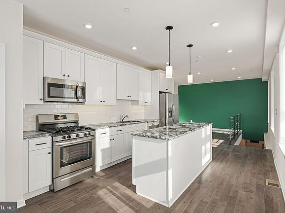 2nd image of 1213 N 15th St #1