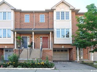 80 Acorn Pl #37, Mississauga, ON L4Z 4C9