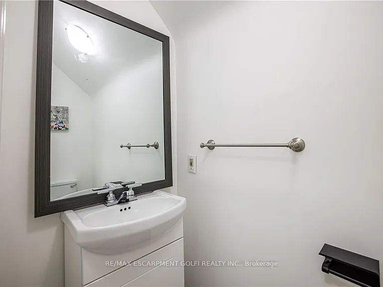 521 S Pelham Rd #UPPER — Photo 18