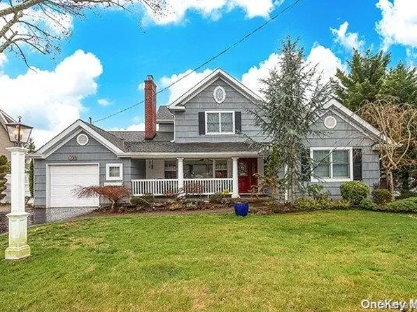 106 Shoreham Road, Massapequa, NY 11758