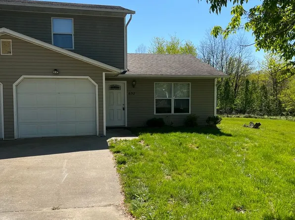 630-632 W. Country Squire Ct., 630-632 W Country Squire Ct, Columbia, MO 65202