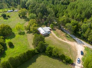 2134 Old Furnace Rd, Decaturville, TN 38329