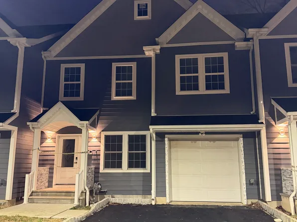 8 Travers Ave #A, Edison, NJ 08817