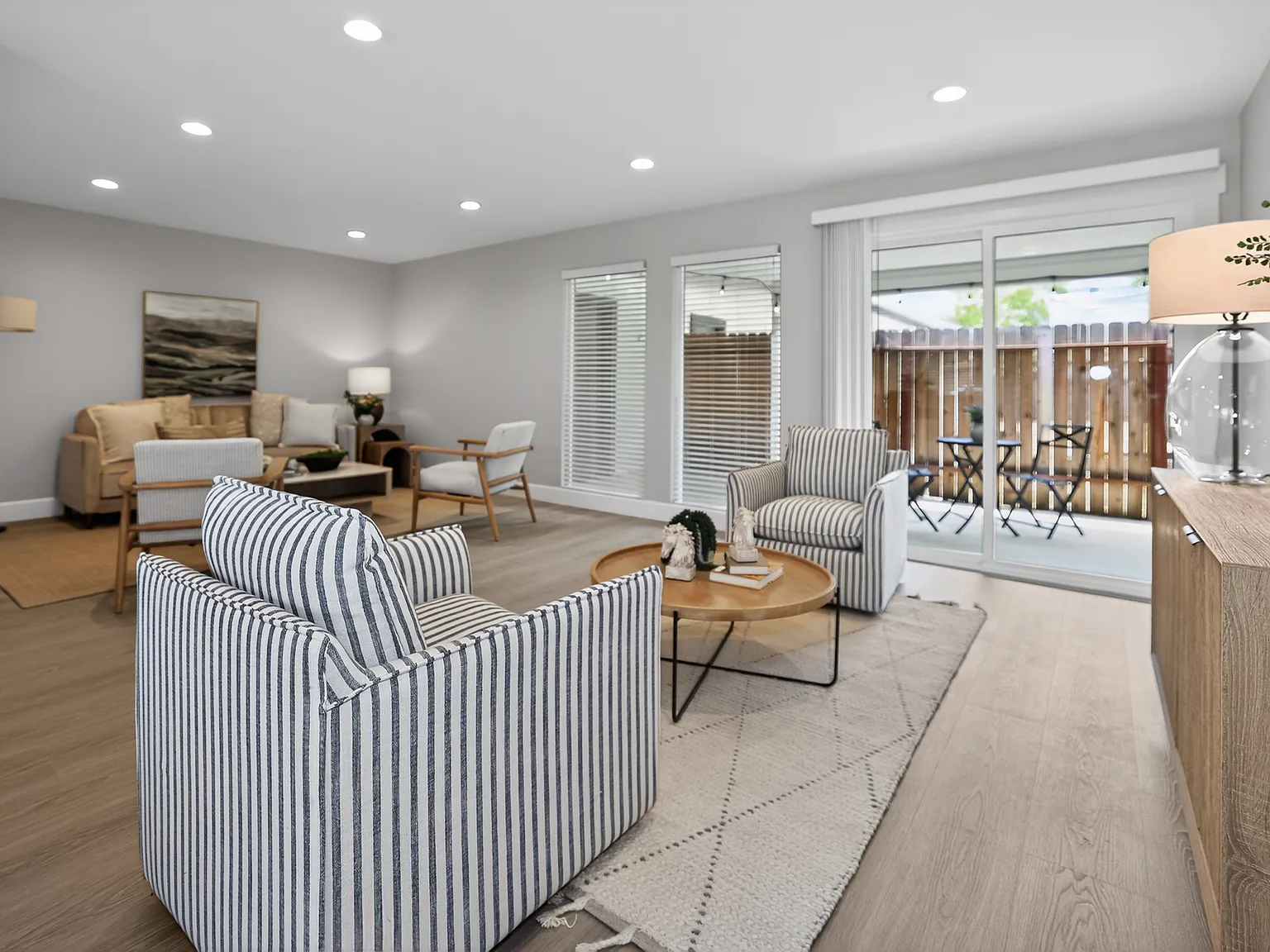 2 bed, 1200 sqft, $3,150 — Photo 3