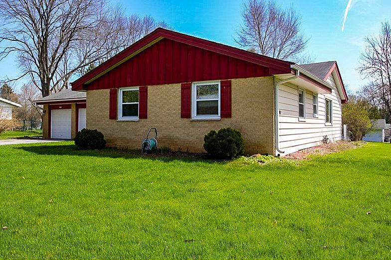 1st image of 8600 N 64th St