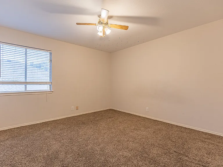 3604 Meade St — Photo 29