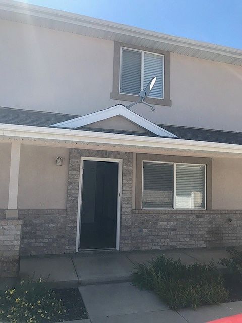 Front Entry Way