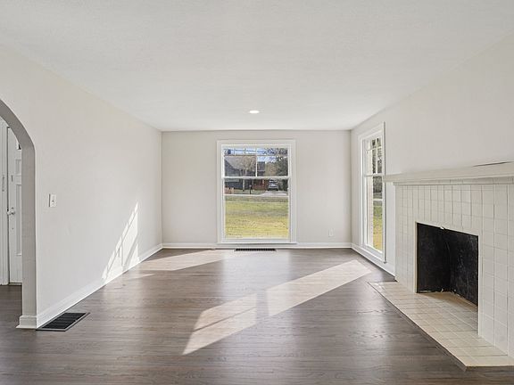4th image of 2713 Brunswick Dr