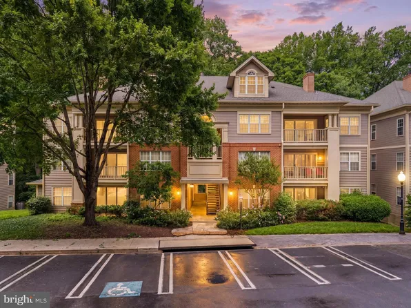 111 Timberbrook Ln APT 202, Gaithersburg, MD 20878