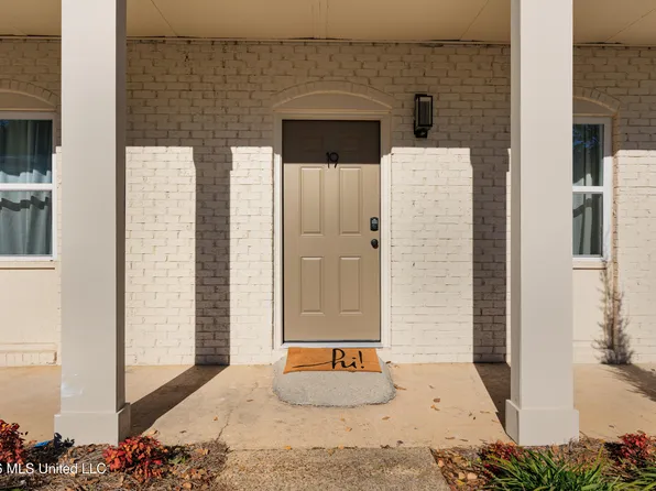 114 Ethel Cir APT 19, Ocean Springs, MS 39564