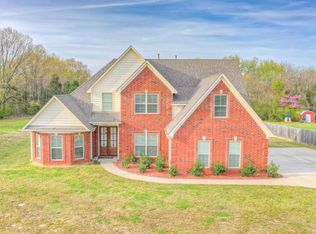 3586 Banks Dr, Southaven, MS 38672