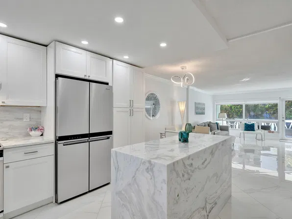 1169 Hillsboro Mile APT 209, Hillsboro Beach, FL 33062