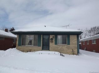 22365 Beaconsfield Ave, Eastpointe, MI 48021