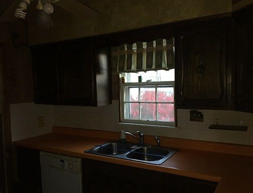 4th image of 1019 Woodside Blvd