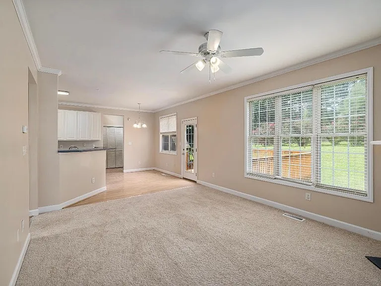 3209 Livia Cir — Photo 17