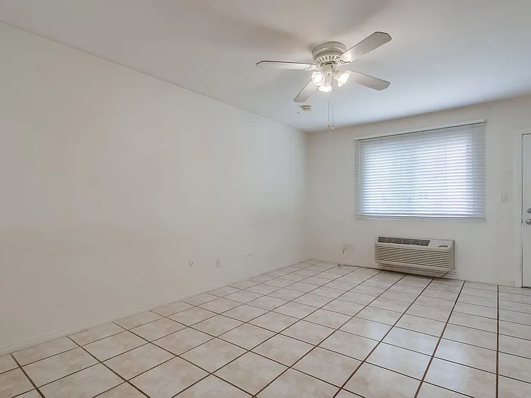 B Street | Apartments Near Balboa Park - Studios, 1 & 2 Bedrooms — Photo 23