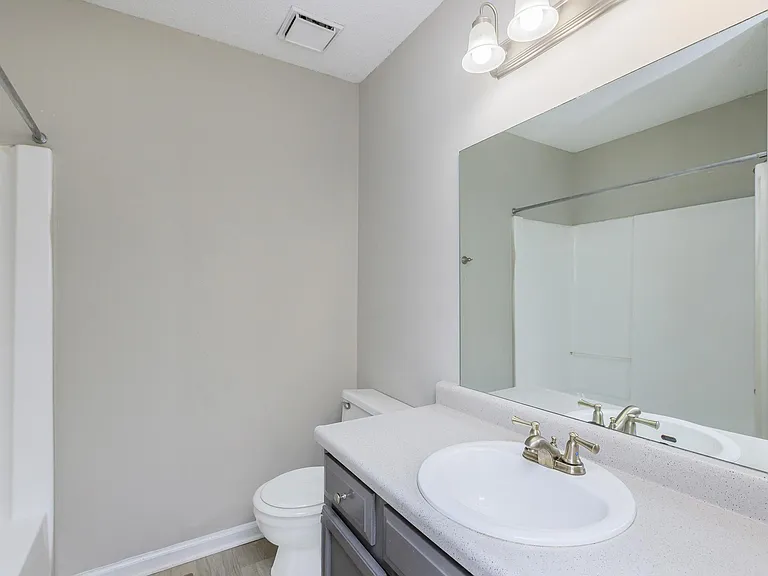 Lexington Village — Photo 14