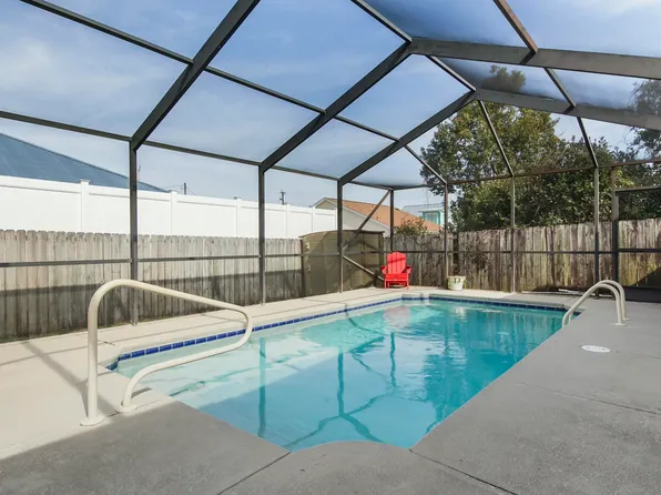 21506 Dolphin Ave, Panama City Beach, FL 32413