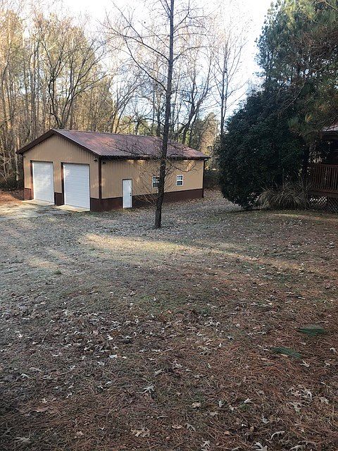 2nd image of 4395 Vale McKenzie Rd