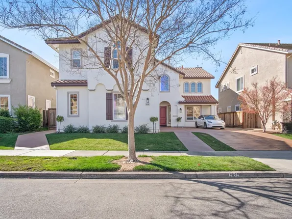 636 S Stetson Dr, Oakdale, CA 95361