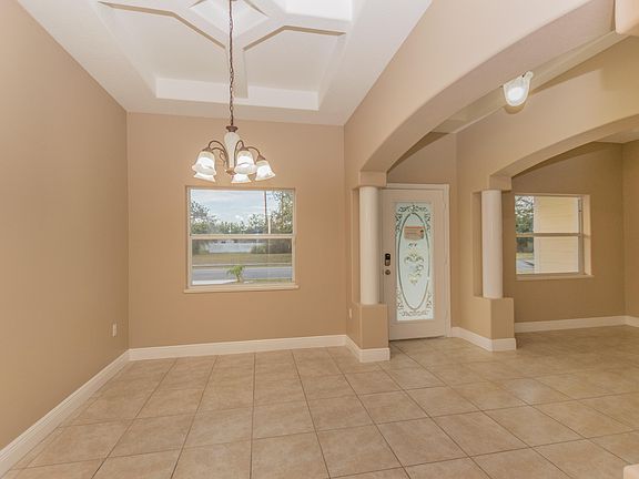 2nd image of 3956 Foothill Dr