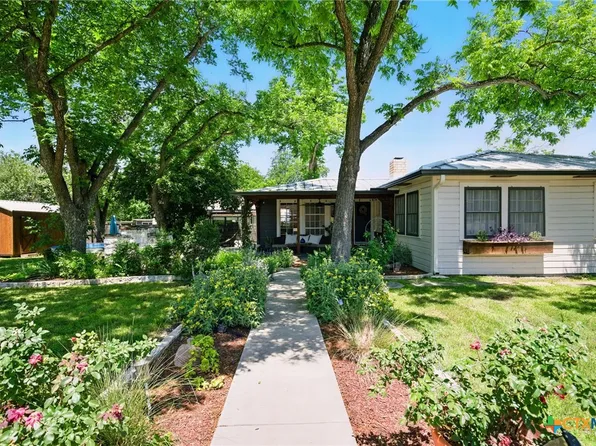 1510 Lee St, New Braunfels, TX 78130
