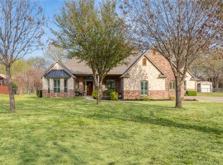 151 Walton Ln, Springtown, TX 76082