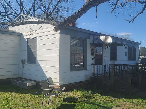 2nd image of 513 Whitaker St