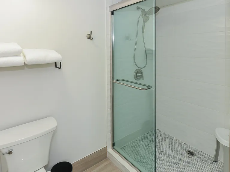 901 Seafarer Cir #302 — Photo 18
